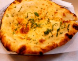 Naan - 25 Pieces Per Tray